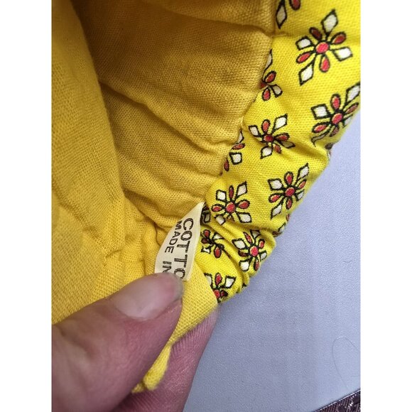 Embroidered Folk Art Yellow Elephant Oven‎ Mitt Handmade in Thailand - Picture 4 of 7